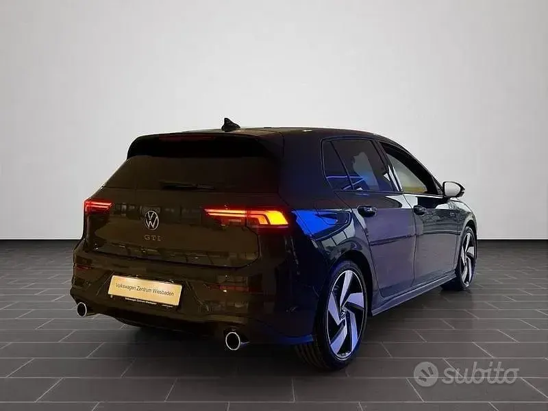 Usata VW Golf VIII Style 265 CV (194 kW) 2025 Grigio Berlina