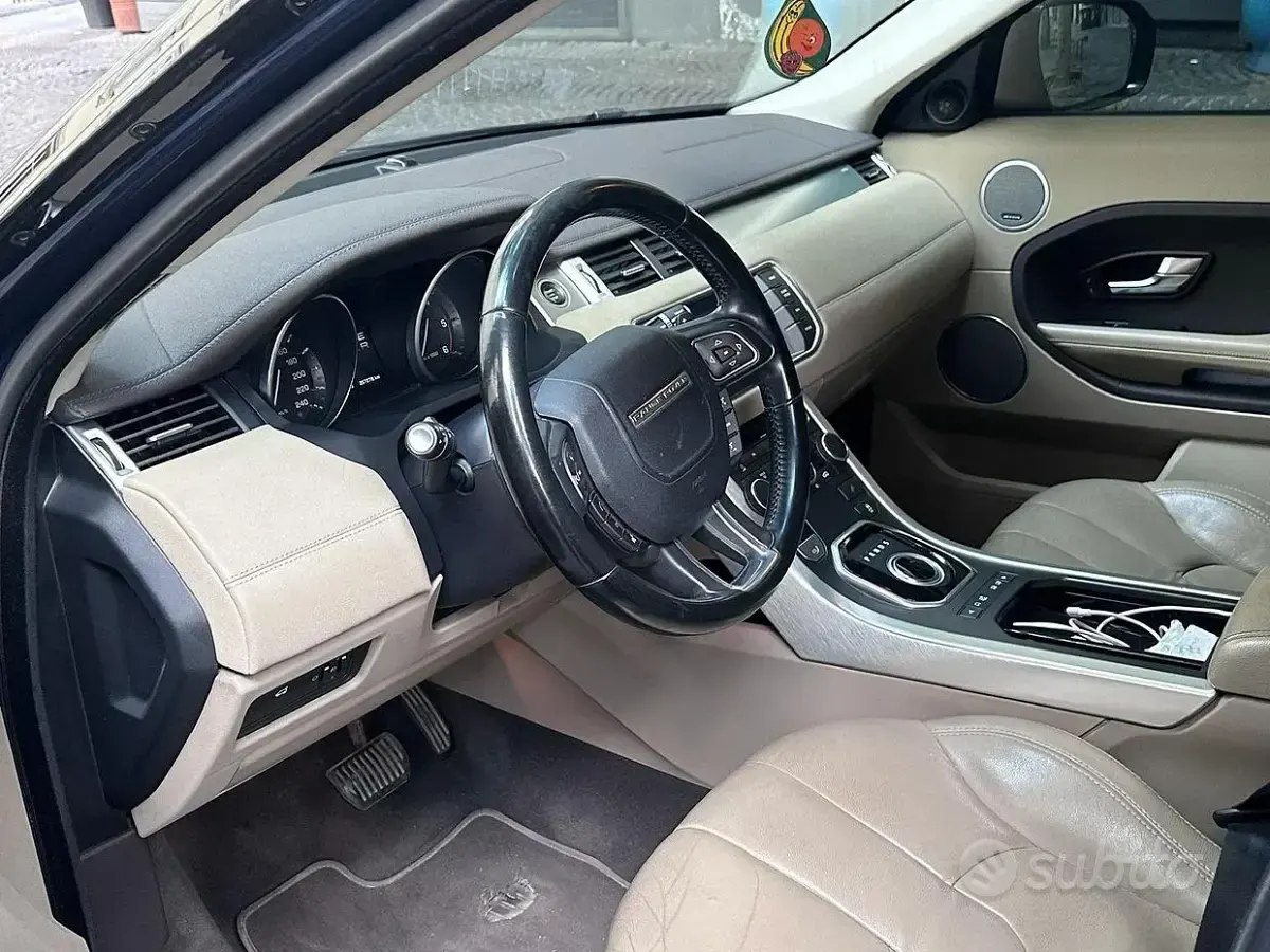 Usata Land Rover Range Rover evoque 150 CV (110 kW) 2012 Bluazzurro SUV