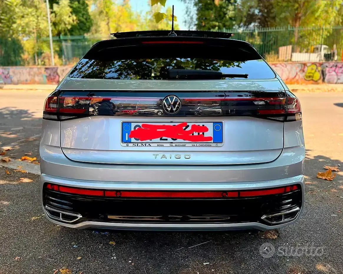 Usata VW Taigo R-line 150 CV (110 kW) 2023 Grigio SUV