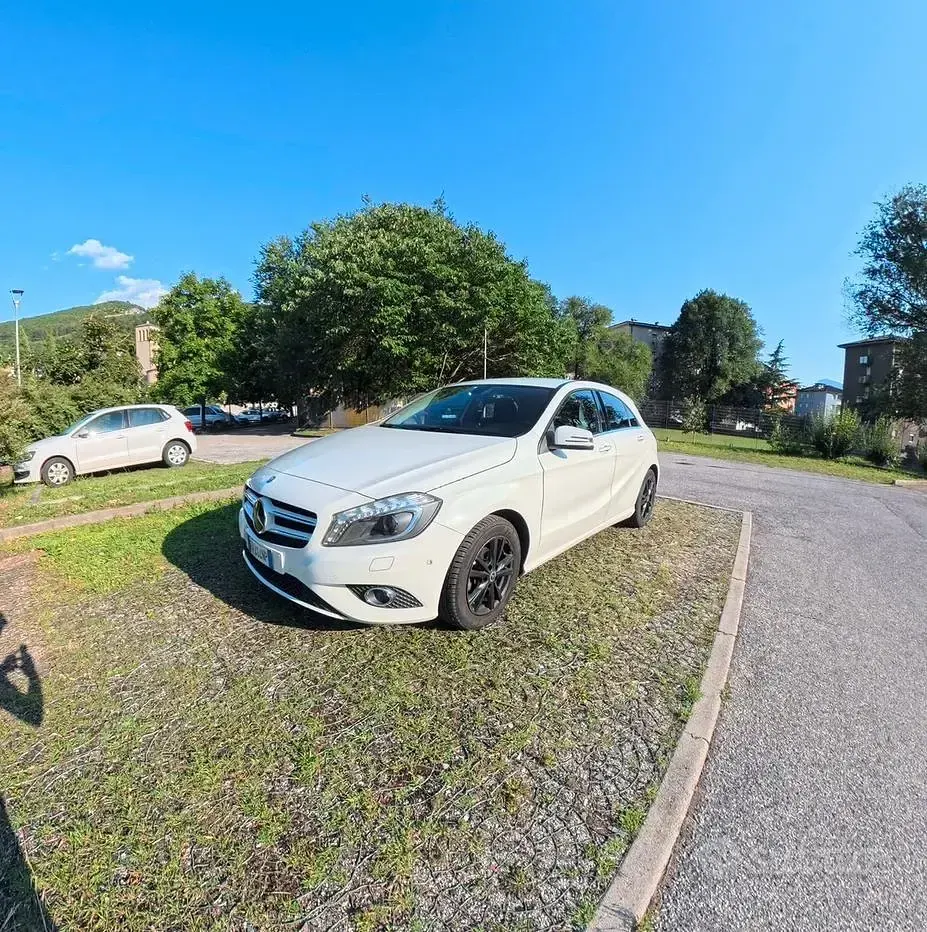 Usata Mercedes A180 Edition 109 CV (80 kW) 2015 Bianco Utilitaria