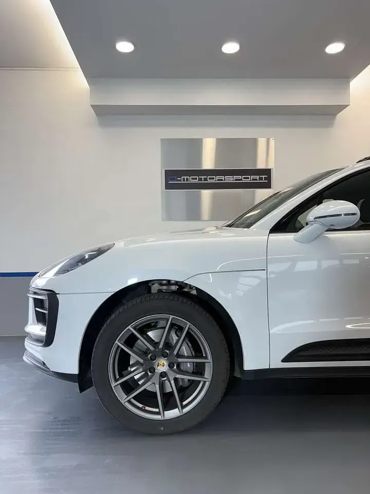 Usata Porsche Macan 265 CV (194 kW) 2021 Bianco carrara metallizzato SUV