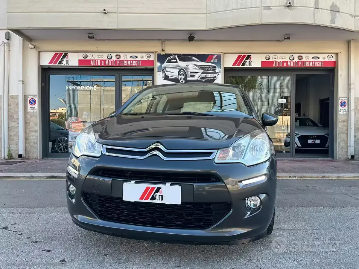 Usata Citroën C3 Exclusive 75 CV (55 kW) 2015 Grigio Berlina