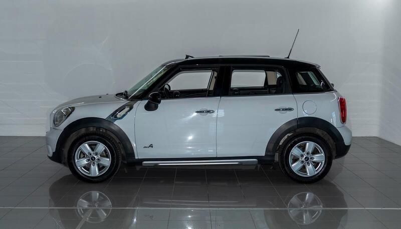 Usata Mini Cooper D Countryman 111 CV (81 kW) 2015 Bianco SUV