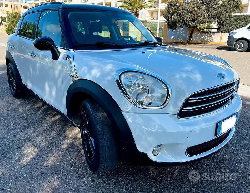 Usata Mini Cooper D 112 CV (82 kW) 2016 Bianco Utilitaria