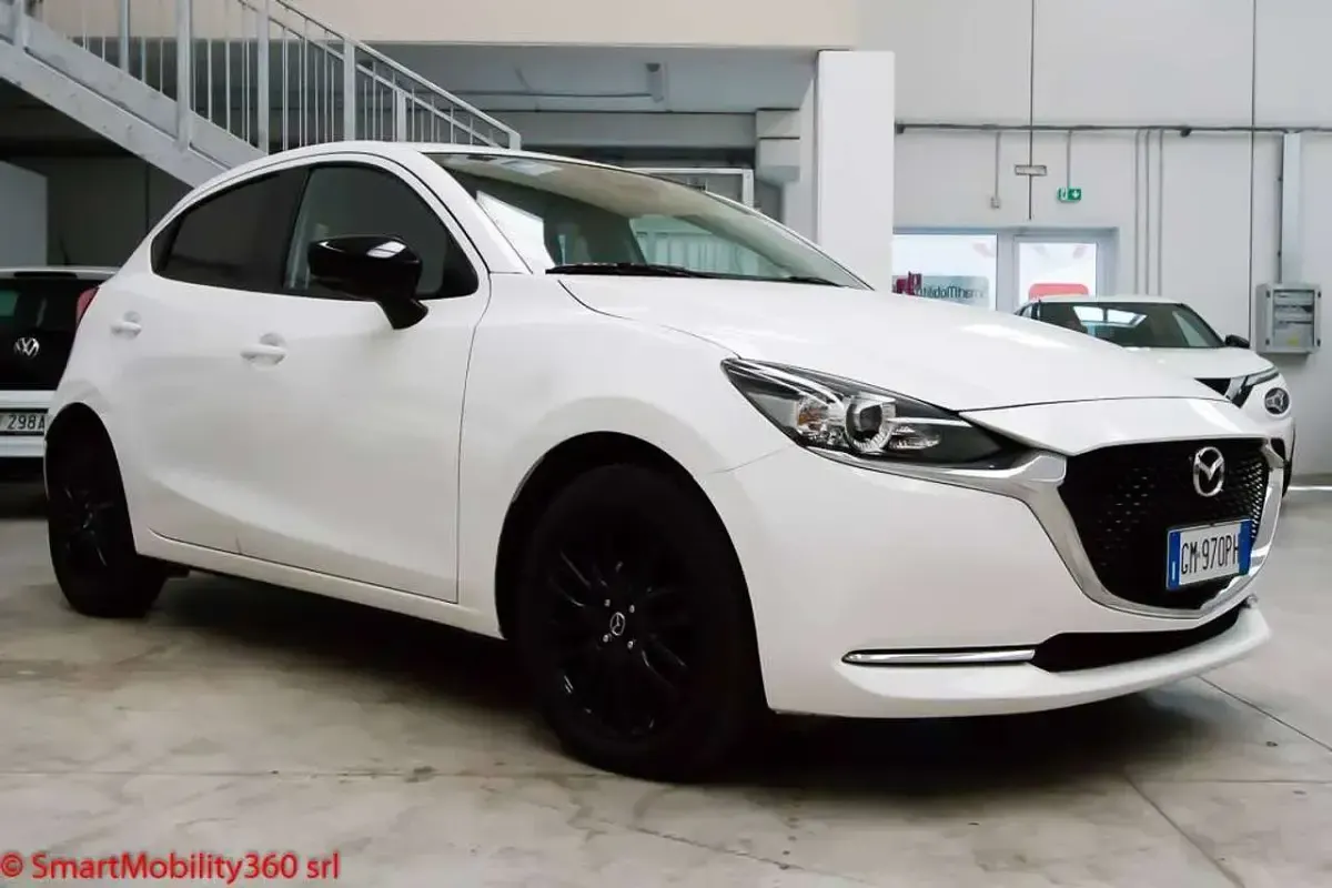 Usata Mazda 2 Homura-Line 75 CV (55 kW) 2023 Bianco Utilitaria
