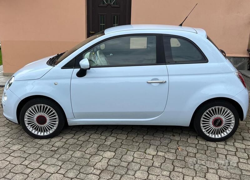 Usata 2009 Fiat 500 Due volumi | 5400 € (Buon prezzo) - Immagine 1/4
