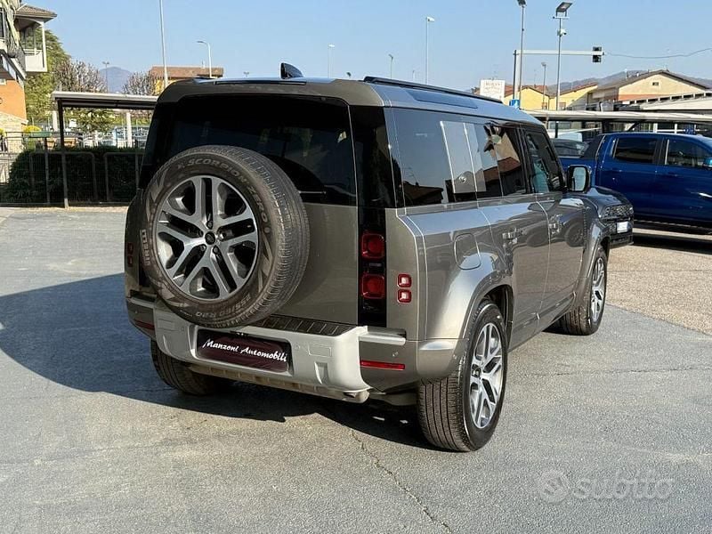 Usata Land Rover Defender 404 CV (297 kW) 2022 Grigio SUV