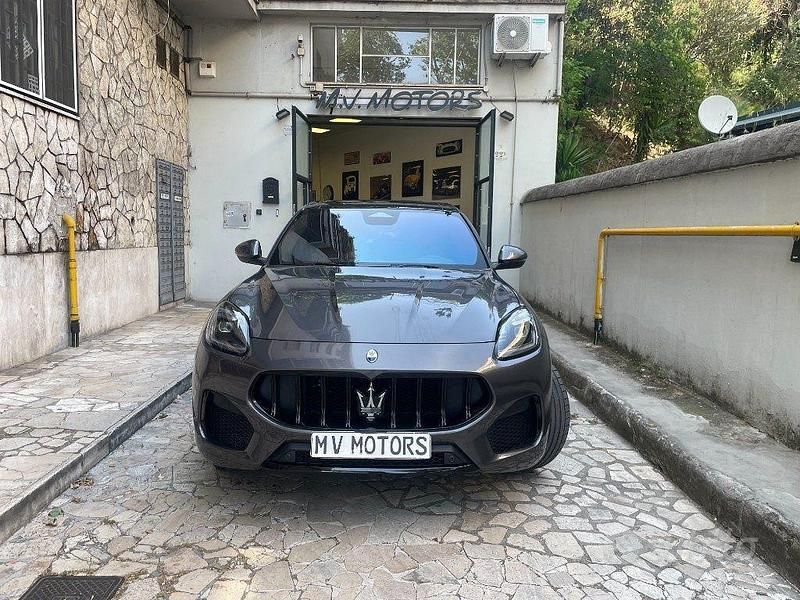 Usata Maserati Grecale 330 CV (242 kW) 2022 Grigio SUV