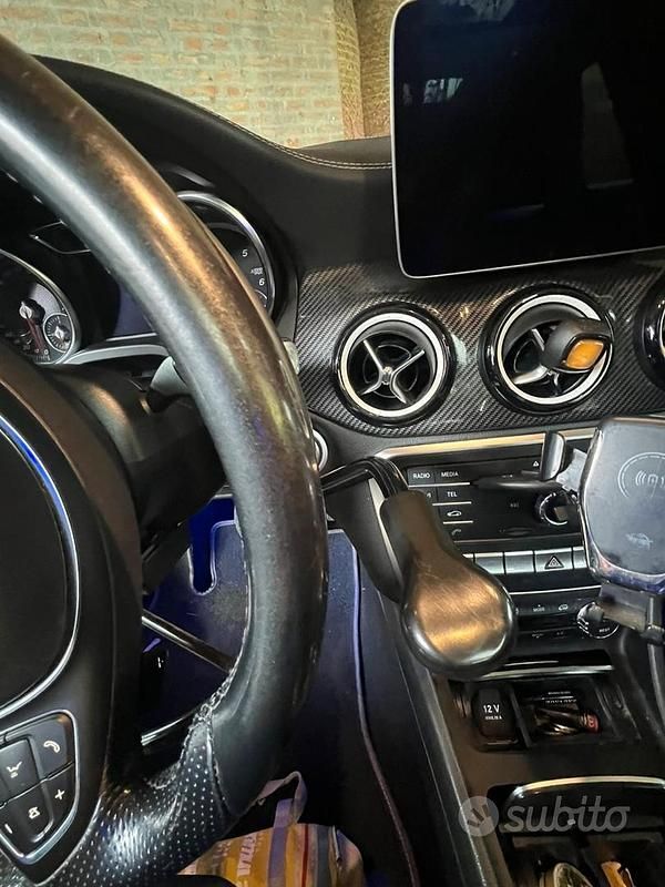 Usata Mercedes GLA200 Edition 136 CV (100 kW) 2018 Bianco SUV