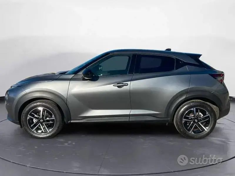 Usata Nissan Juke N-Connecta 114 CV (83 kW) 2024 Grigio SUV