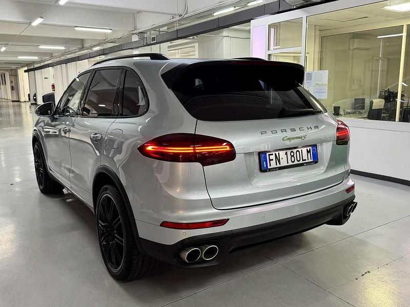 Usata Porsche Cayenne 333 CV (244 kW) 2016 Other SUV