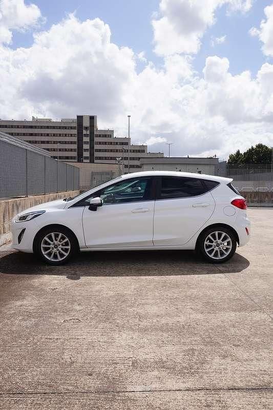 Usata Ford Fiesta Titanium S 101 CV (74 kW) 2019 Bianco Utilitaria