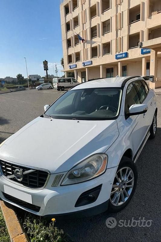 Usata Volvo XC60 2010 Bianco SUV