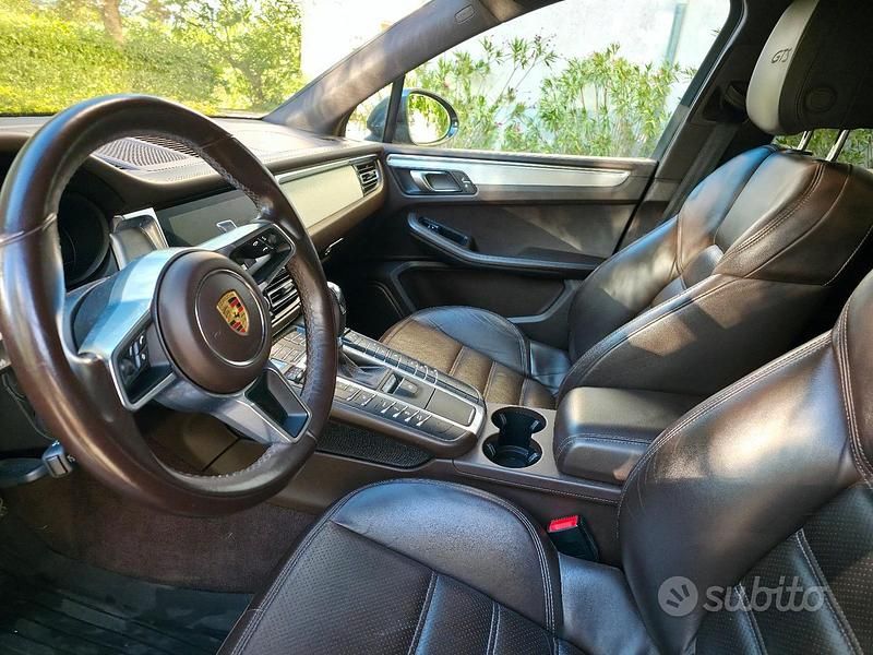 Usata Porsche Macan 381 CV (280 kW) 2021 Grigio SUV