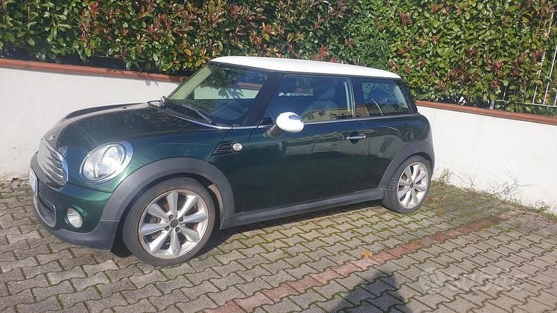 Begagnad Mini ONE 75 HK (55 kW) 2011 Grön Halvkombi