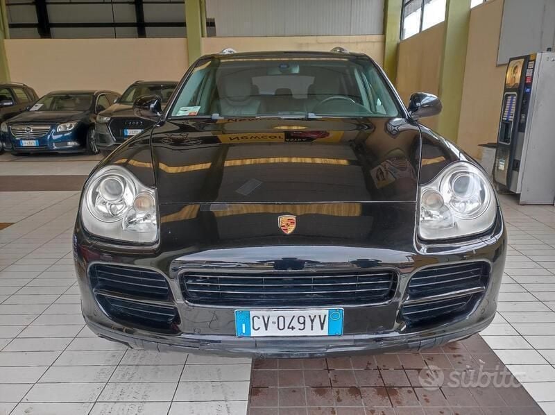 Usata Porsche Cayenne 250 CV (183 kW) 2005 Nero SUV