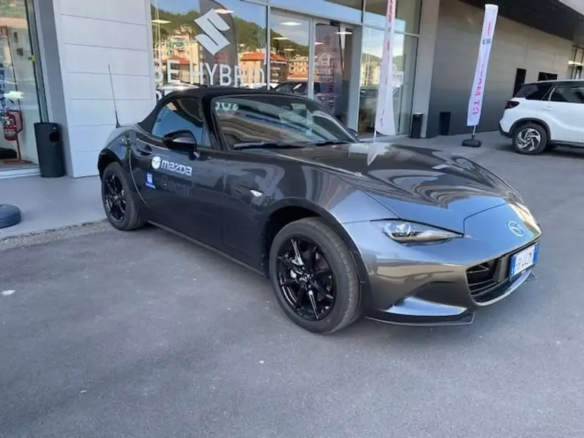 Nuova Mazda MX5 Prime-Line 132 CV (97 kW) 2025 Machine gray Cabrio