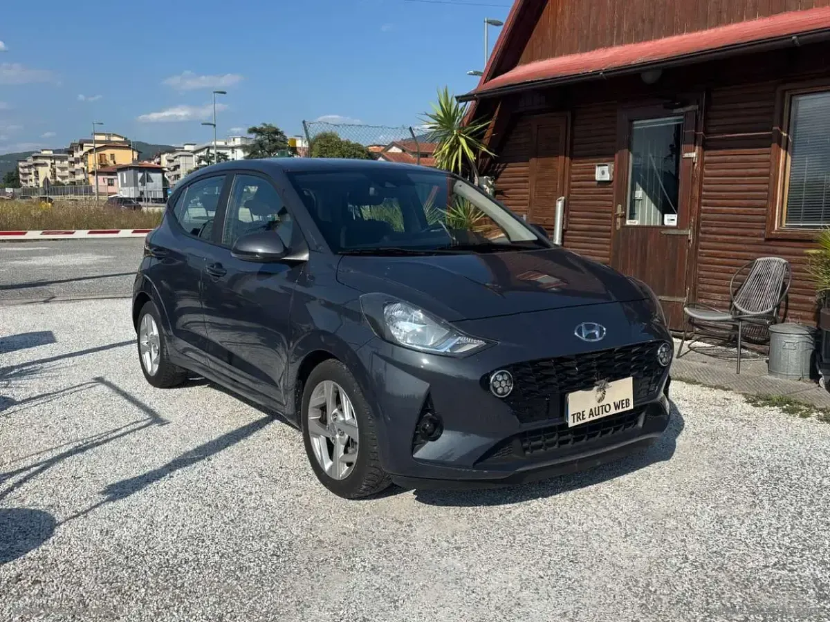 Usata Hyundai i10 Advanced 67 CV (49 kW) 2021 Grigio Utilitaria