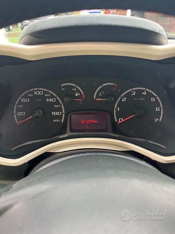 Usata Ford Ka 75 CV (55 kW) 2013 Grigio Berlina