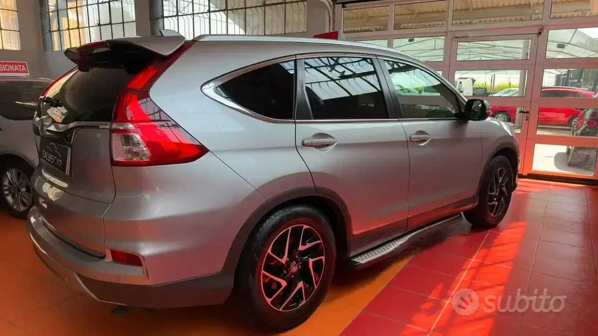 Usata Honda CR-V Elegance Plus 120 CV (88 kW) 2018 Grigio SUV