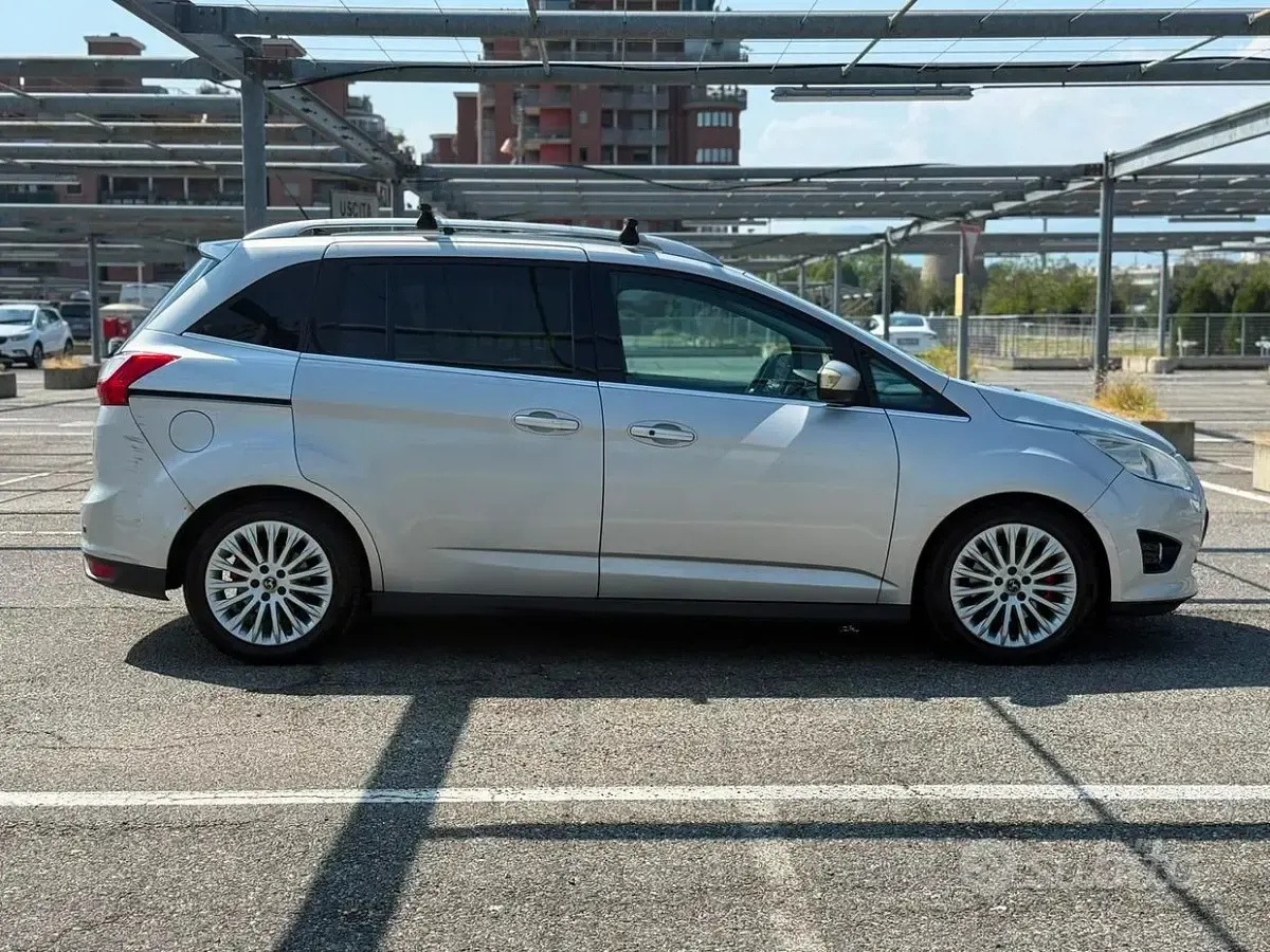 Usata Ford C-MAX Titanium 116 CV (85 kW) 2011 Grigio Monovolume