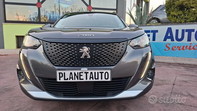 Usata Peugeot 2008 Allure 131 CV (96 kW) 2021 Grigio SUV