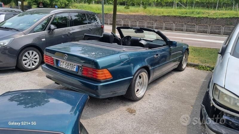Usata Mercedes SL320 231 CV (169 kW) 1994 Verde Cabrio