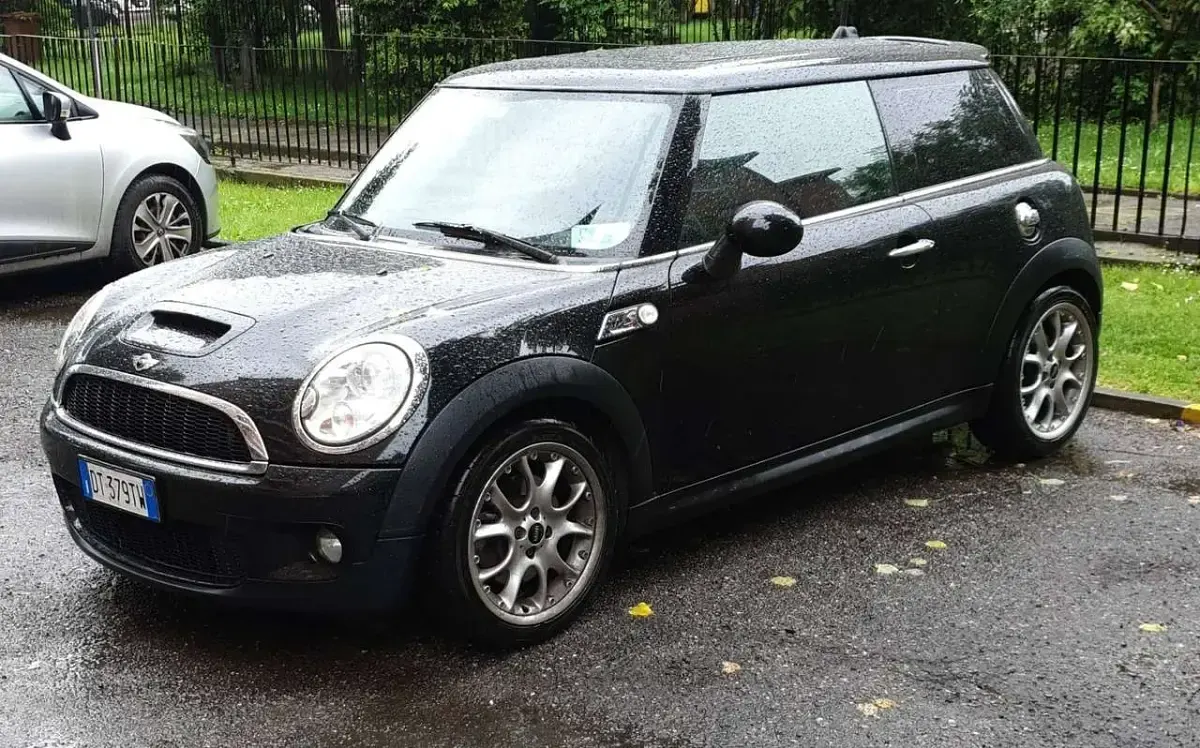 Usata Mini Cooper S Chili 174 CV (127 kW) 2009 Nero Utilitaria