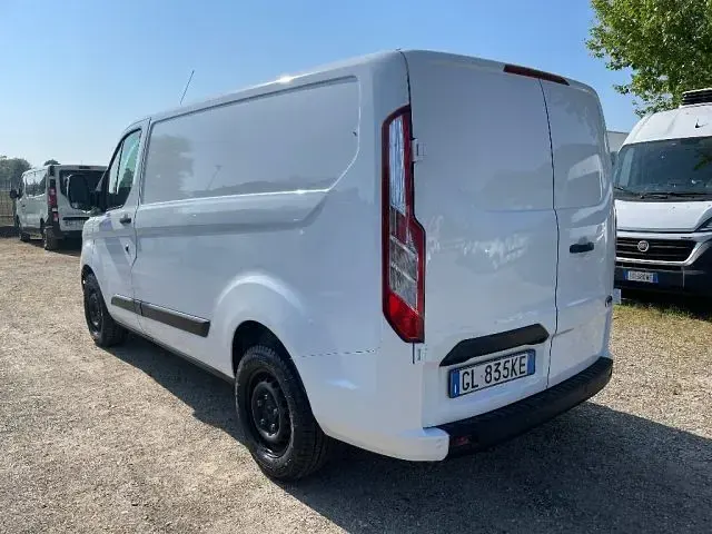 Usata Ford Transit Custom 131 CV (96 kW) 2023