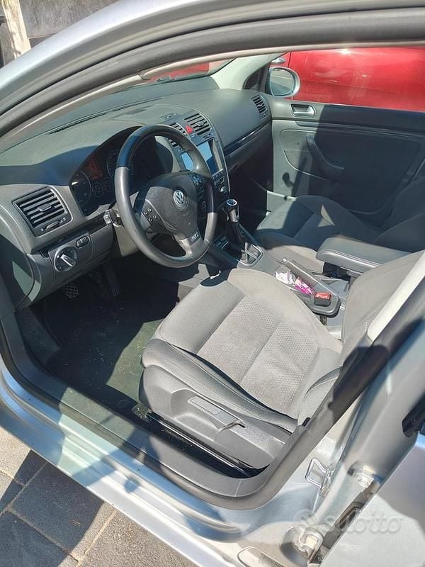 Usata VW Golf V 2007 Grigio Berlina