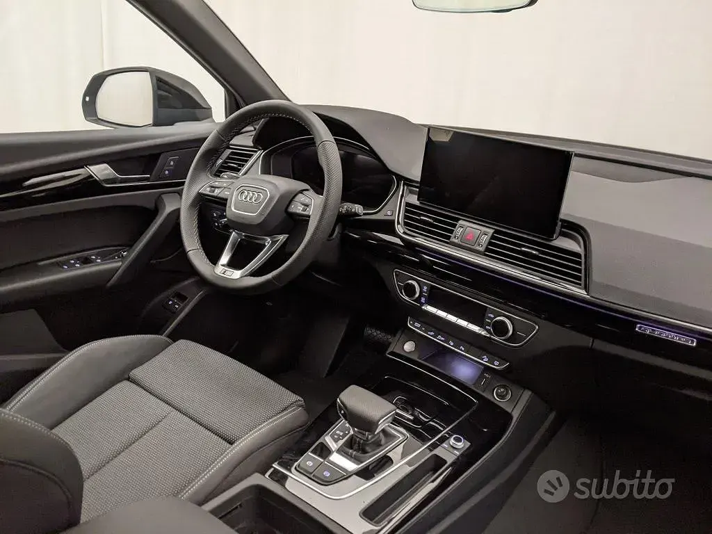 Usata Audi Q5 Design 367 CV (269 kW) 2023 Grigio SUV