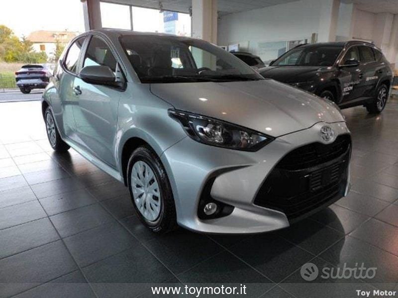 Usata Toyota Yaris Hybrid Active 2022 Berlina