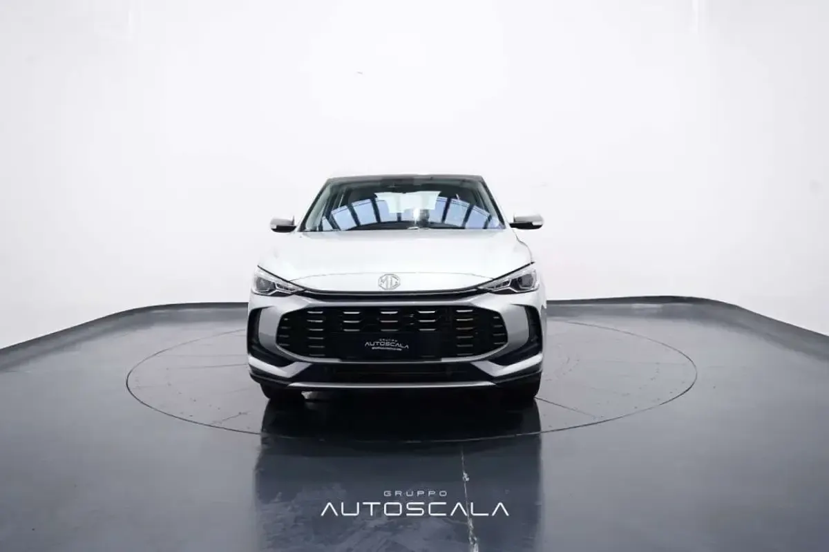 Nuova MG ZS 116 CV (85 kW) 2026 Cosmic silver SUV