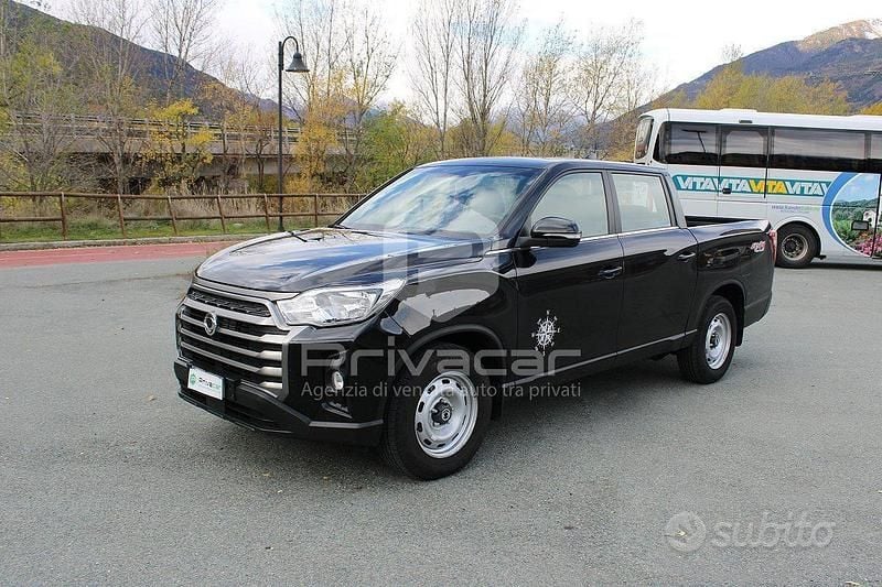 Nero Usata 2025 Ssangyong (KGM) Rexton SUV | 25.500 € (Molto cara) - Immagine 1/4
