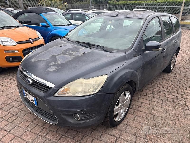 Usata Ford Focus 90 CV (66 kW) 2009 Blu Station wagon