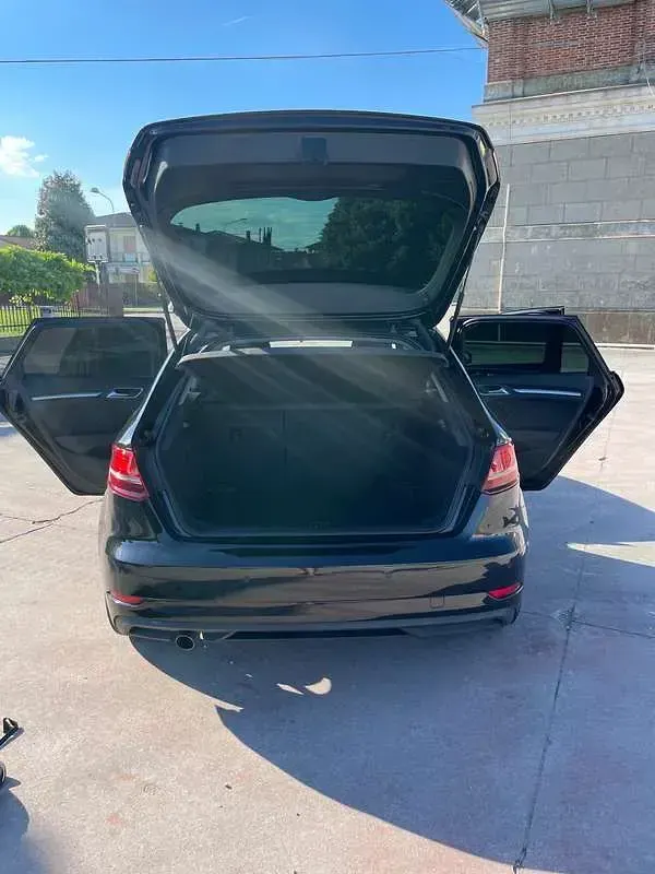 Usata Audi A3 Ambiente 110 CV (80 kW) 2016 Nero Berlina