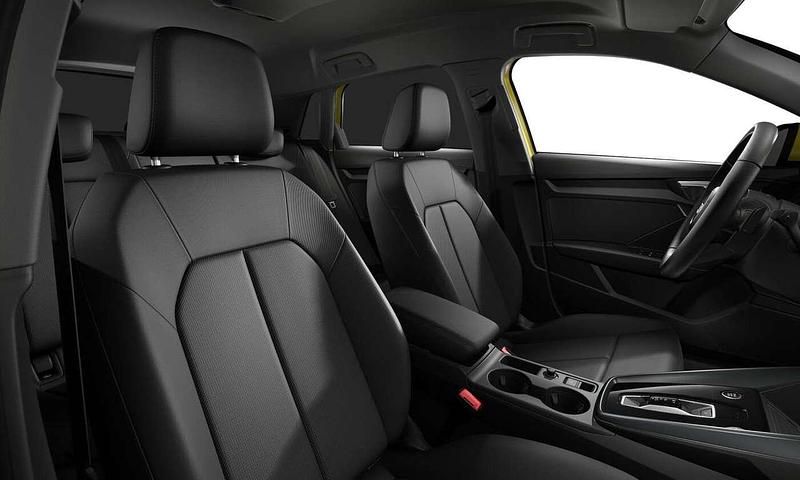 Usata Audi A3 e-tron Business 150 CV (110 kW) 2025 Giallo Utilitaria