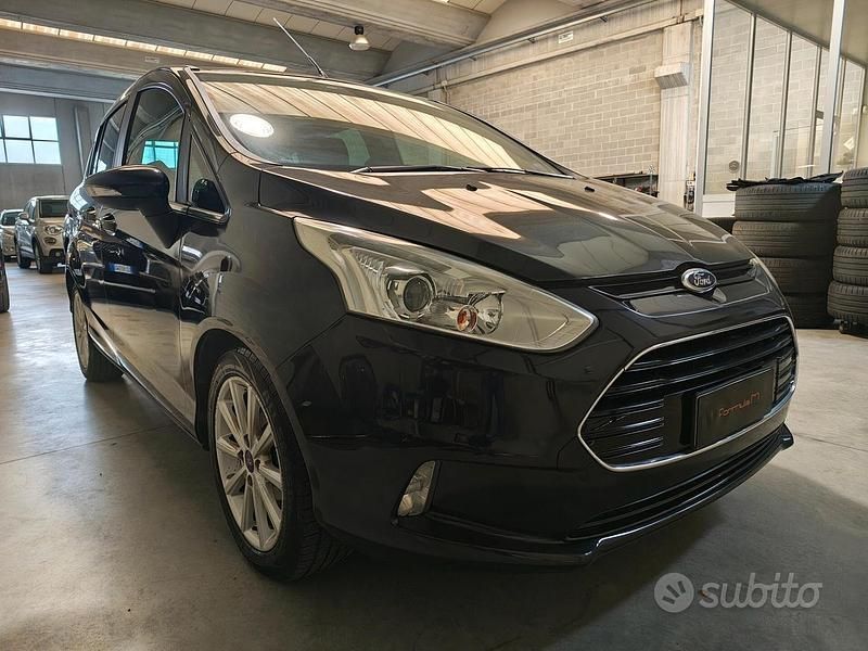 Begagnad Ford B-MAX Titanium 101 HK (74 kW) 2015 Svart Minibuss