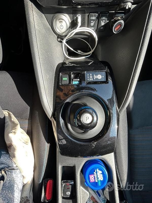 Usata Nissan Leaf 89 kW (122 CV) 2020 Grigio Utilitaria