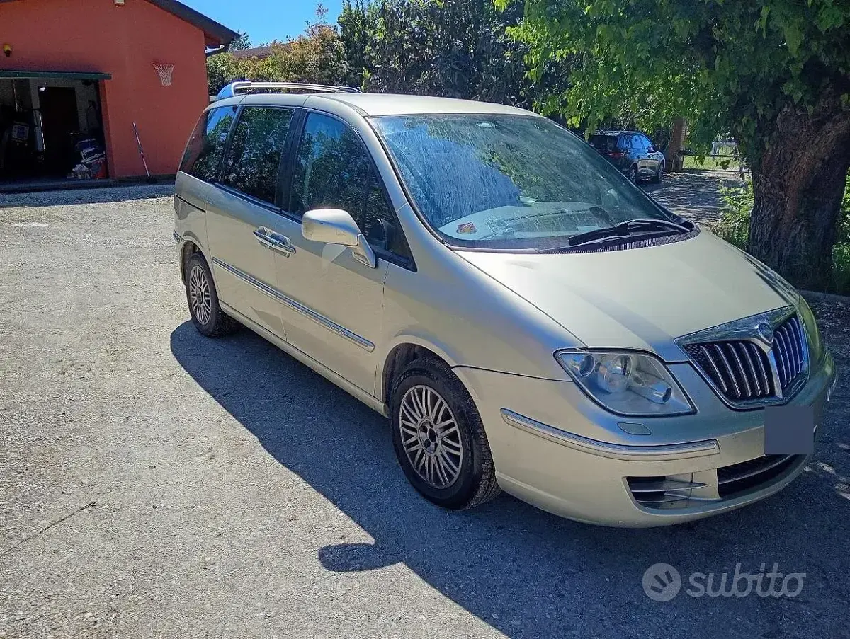 Usata Lancia Phedra 170 CV (125 kW) 2008 Monovolume