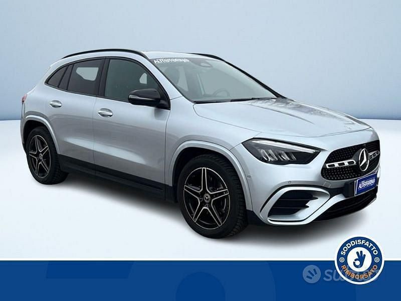 Usata Mercedes GLA200 AMG line 149 CV (109 kW) 2025 Grigio SUV