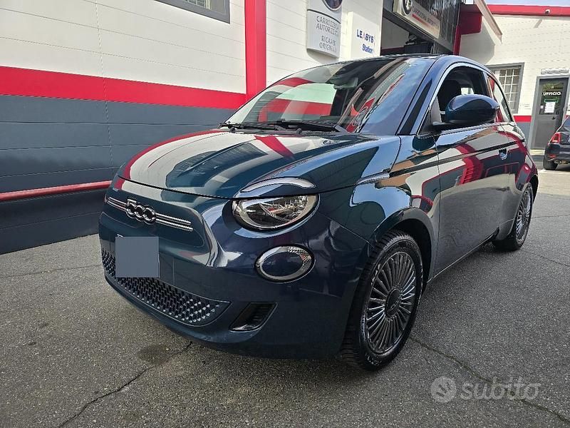 Usata Fiat 500e 86 kW (118 CV) 2020 Verde Utilitaria