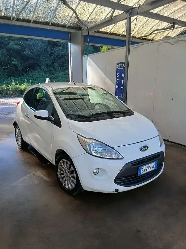 Usata Ford Ka Titanium S 69 CV (50 kW) 2012 Utilitaria