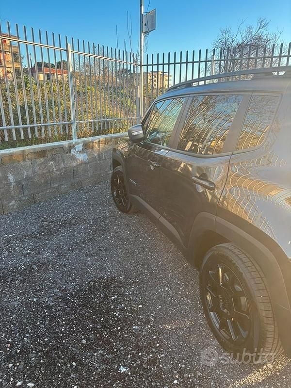Usata Jeep Renegade Limited 130 CV (95 kW) 2024 Nero SUV