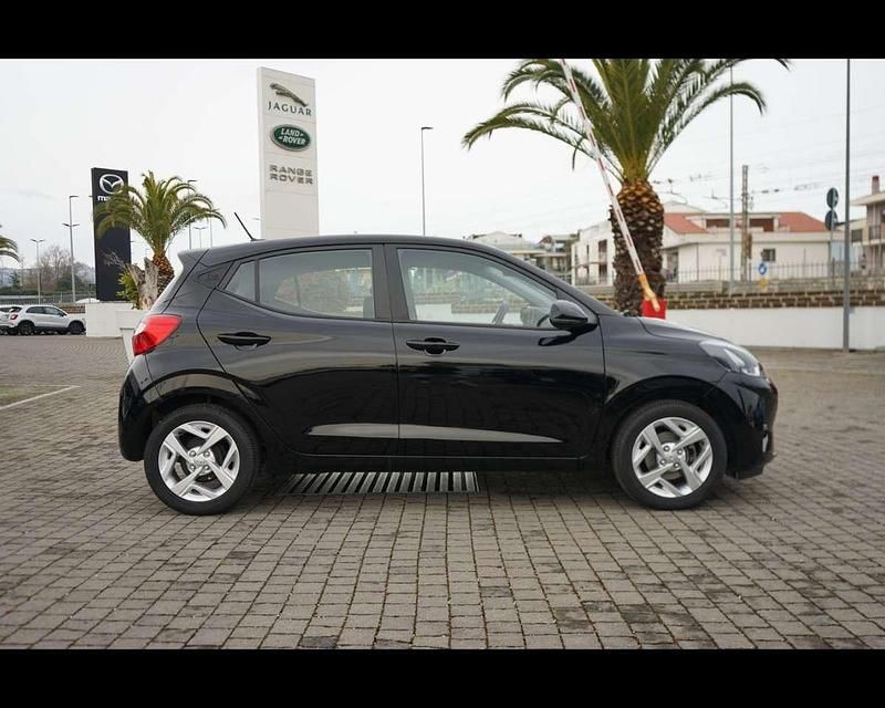 Usata Hyundai i10 67 CV (49 kW) 2020 Nero metallizzato Utilitaria