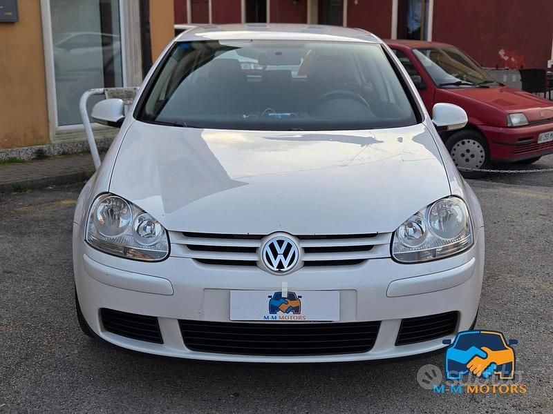 Usata VW Golf VI United 102 CV (75 kW) 2008 Bianco Utilitaria