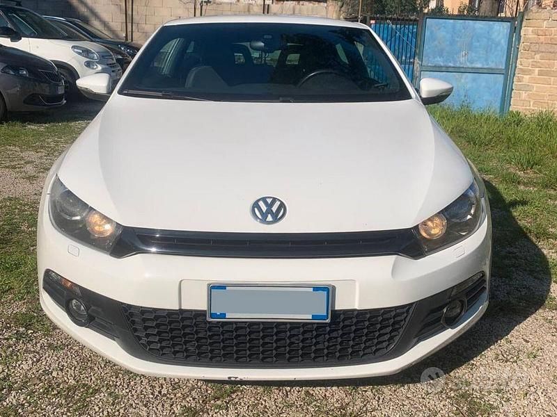 Begagnad VW Scirocco 160 HK (117 kW) 2011 Vit Sportkupé