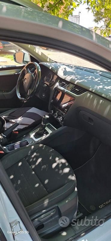 Usata Skoda Octavia 110 CV (80 kW) 2017 Bianco Station wagon