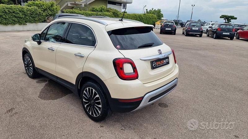 Usata Fiat 500X Cross 120 CV (88 kW) 2020 Beige SUV