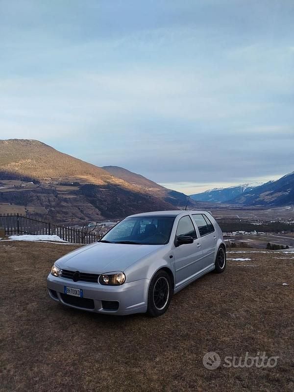 Usata VW Golf GTI 150 CV (110 kW) 2000 Coupé